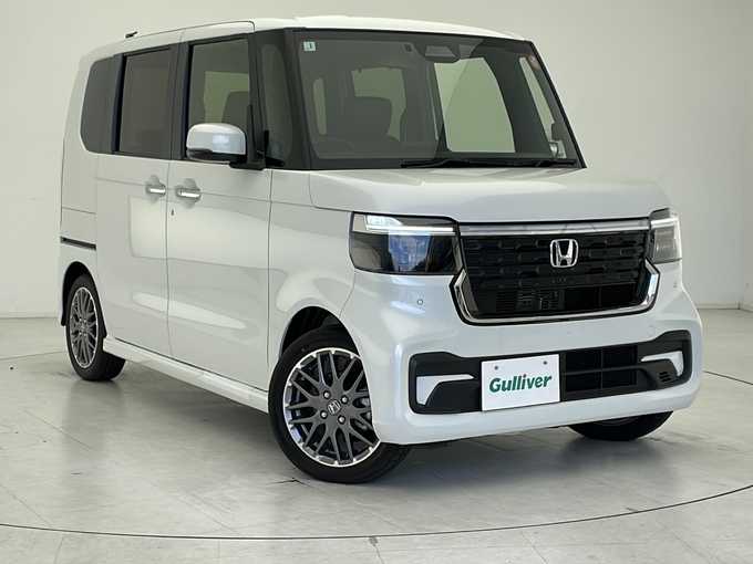 新着情報“Ｎ－ＢＯＸカスタムターボ”2025年式プラチナホワイトパール入荷しました！