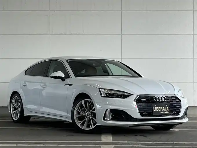 新着情報“Ａ５スポーツバック40TDIクワトロ アドバンスド”2022年式白入荷しました！