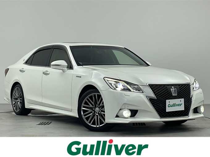 新着情報“クラウンハイブリッドアスリートG”2014年式ホワイトパールクリスタルシャイン入荷しました！