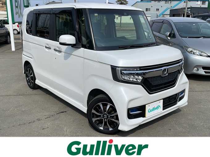 新着情報“Ｎ－ＢＯＸカスタムG・Lホンダセンシング”2018年式プラチナホワイトパール入荷しました！