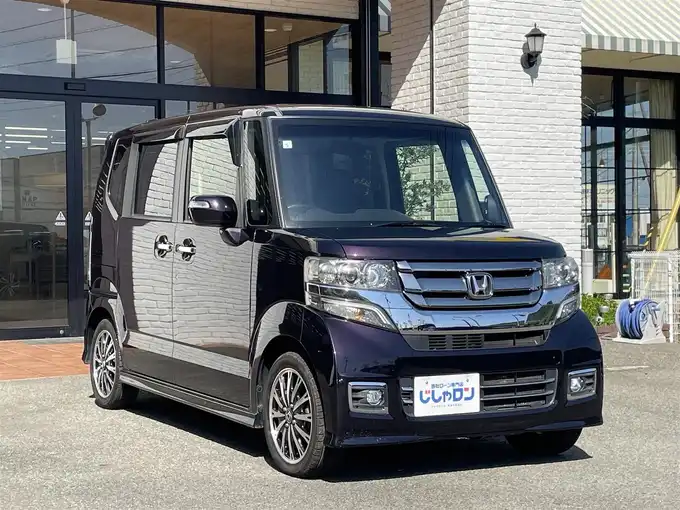 新着情報“Ｎ－ＢＯＸカスタムG・ターボLパッケージ”2015年式プレミアムベルベットパープル・パール入荷しました！