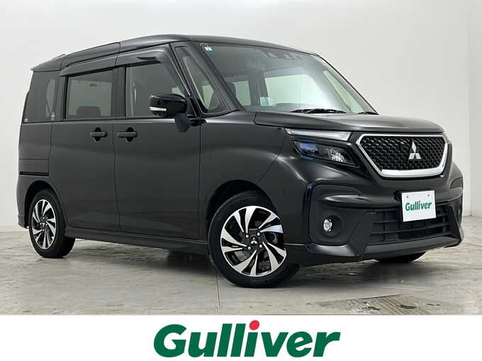 新着情報“デリカＤ：２カスタムハイブリッドMV 全方位カメラパッケージ”2021年式スーパーブラックP入荷しました！