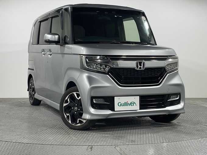 新着情報“Ｎ－ＢＯＸカスタムG・Lターボホンダセンシング”2018年式ルナシルバーM入荷しました！