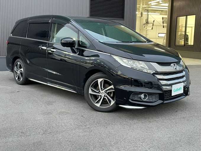 新着情報“オデッセイアブソルート”2015年式トルマリンブルーメタリック入荷しました！