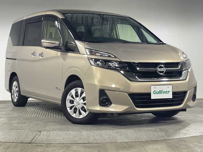 新着情報“セレナX”2016年式カシミヤグレージュ入荷しました！