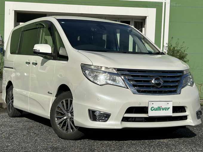 新着情報“セレナハイウェイスターG S－ハイブリッド アドバンスドセーフティパッケージ”2014年式ブリリアントホワイトパール入荷しました！