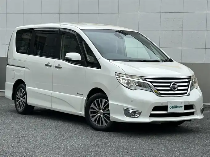 新着情報“セレナハイウェイスター S－ハイブリッド”2014年式ブリリアントホワイトパール入荷しました！