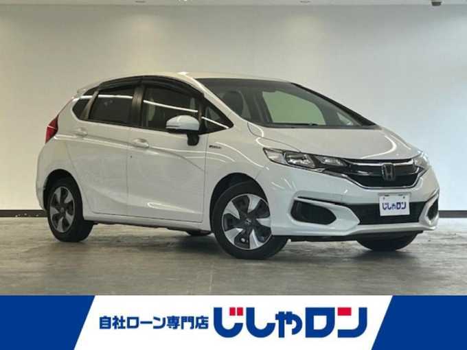 新着情報“フィットハイブリッドハイブリッド”2018年式タフタホワイトⅢ入荷しました！