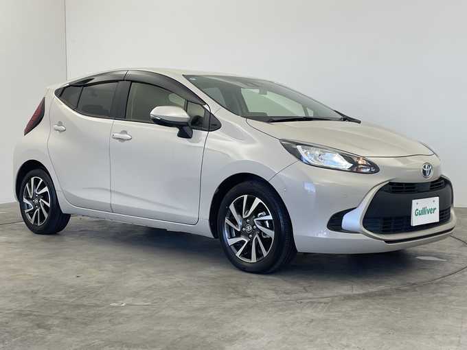 新着情報“アクアG”2022年式クリアベージュメタリック入荷しました！