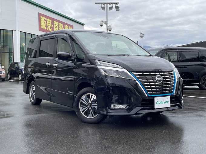新着情報“セレナe－パワー ハイウェイスターV”2019年式ダイヤモンドブラック入荷しました！