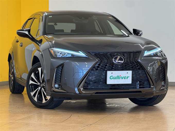 新着情報“ＵＸUX250h 特別仕様車 Fスポーツ スタイルブルー”2022年式ソニッククロム入荷しました！