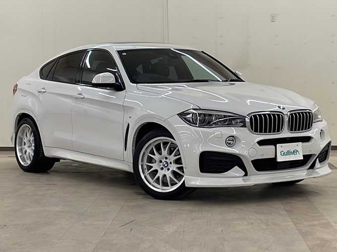 新着情報“Ｘ６xDrive35i Mスポーツ”2017年式パール入荷しました！