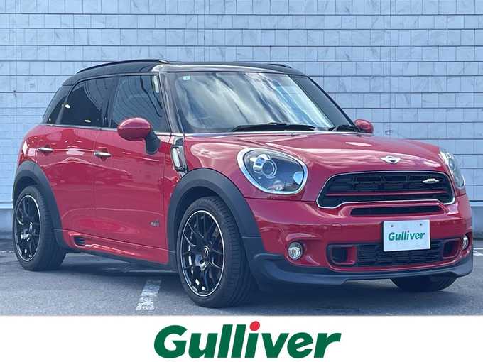 新着情報“ＭＩＮＩジョンクーパーワークス クロスオーバー”2014年式ピュアレッド入荷しました！