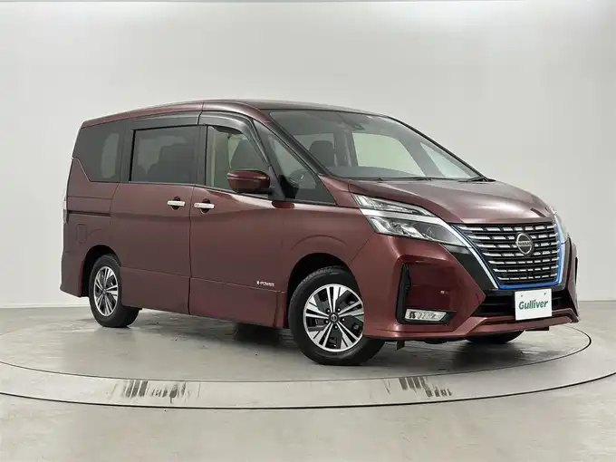 新着情報“セレナe－パワー ハイウェイスターV”2020年式マルーンレッド入荷しました！