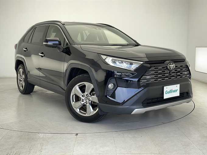 新着情報“ＲＡＶ４G”2020年式アティチュードブラックマイカ入荷しました！