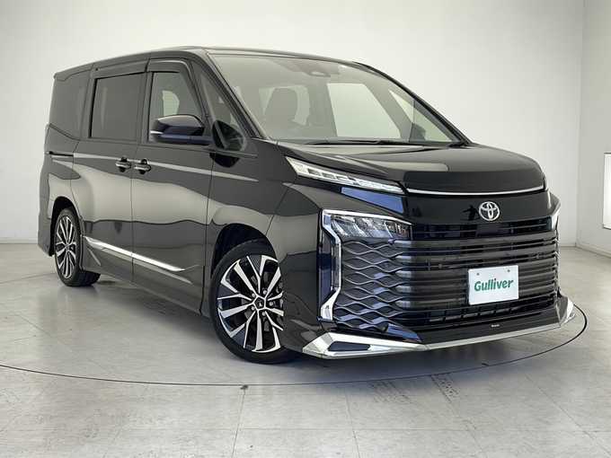 新着情報“ヴォクシーS－G”2023年式黒入荷しました！
