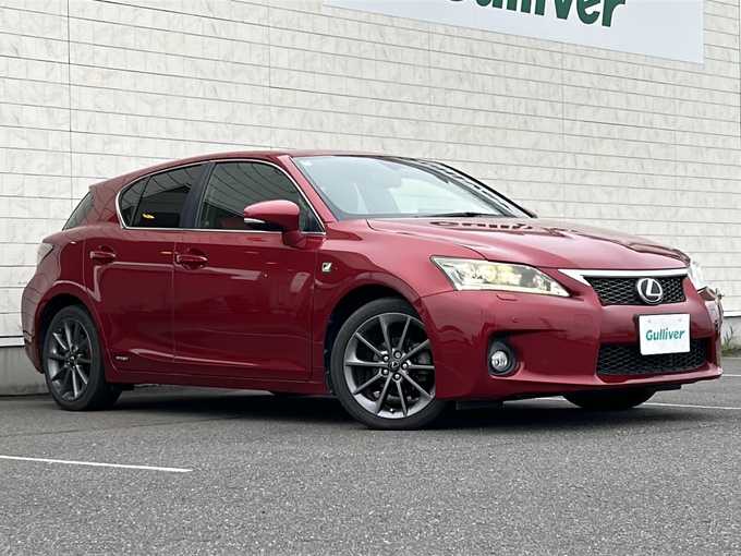 新着情報“ＣＴCT200h Fスポーツ”2011年式レッドマイカクリスタルシャイン入荷しました！