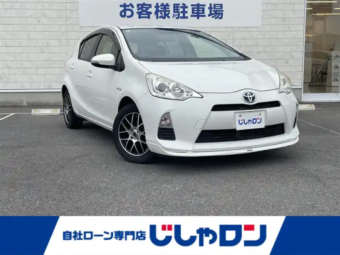 新着情報“アクアGブラックソフトレザーセレクション”2014年式ライムホワイトパールクリスタルシャイン入荷しました！