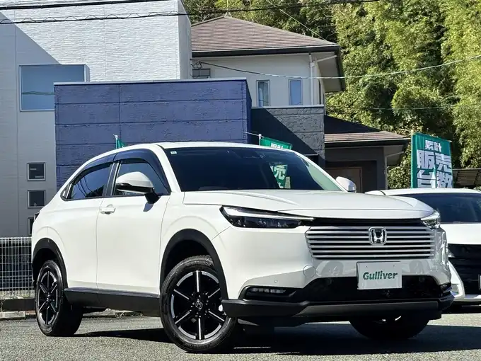 新着情報“ヴェゼルe:HEV X”2024年式プラチナホワイトパール入荷しました！