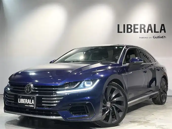 新着情報“アルテオンTSI 4モーション Rラインアドバンス”2019年式青入荷しました！