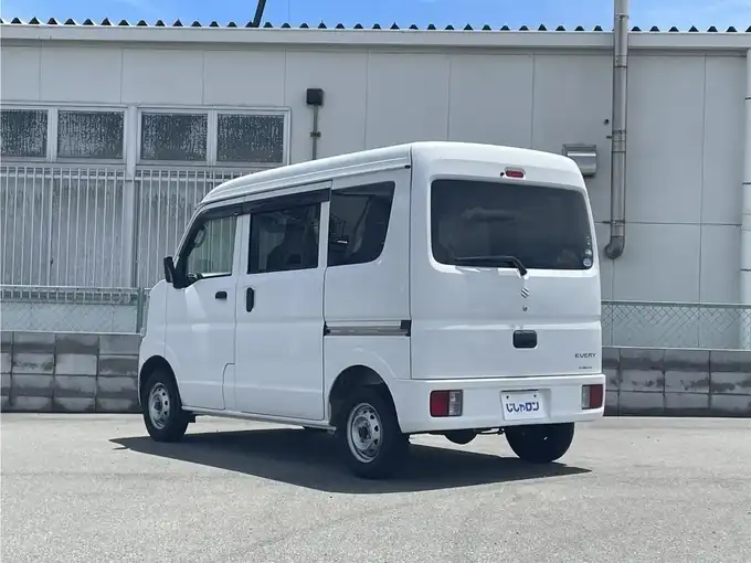 車両画像03