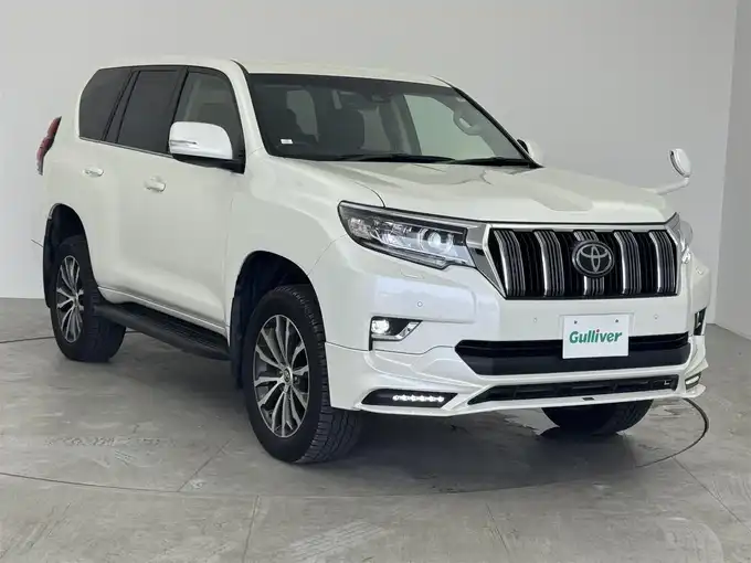 新着情報“ランドクルーザープラドTX Lパッケージ”2019年式ホワイトパールクリスタルシャイン入荷しました！