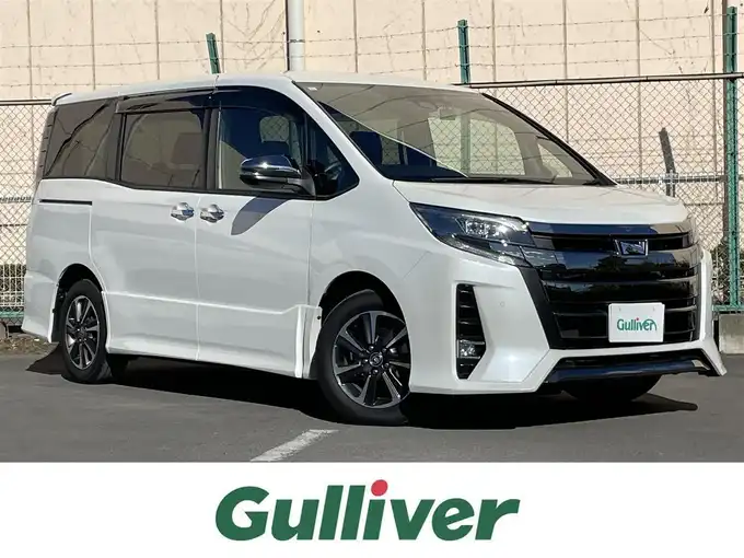 新着情報“ノアSi ダブルバイビーⅢ”2021年式ホワイトパールクリスタルシャイン入荷しました！