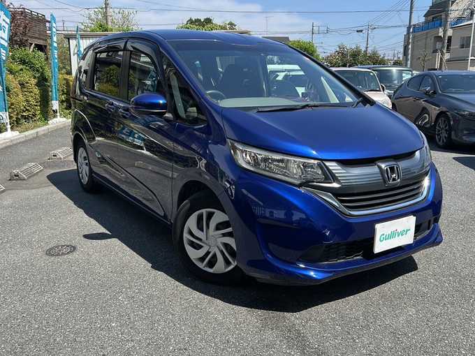 新着情報“フリードG・ホンダセンシング”2018年式青入荷しました！