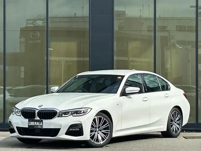 新着情報“３シリーズ320d xDrive Mスポーツ”2019年式白入荷しました！