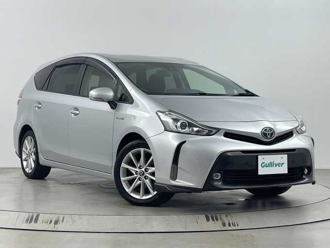 新着情報“プリウスαSツーリングセレクション”2018年式シルバーM入荷しました！