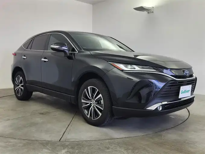 新着情報“ハリアーハイブリッドG”2023年式プレシャスブラックパール入荷しました！