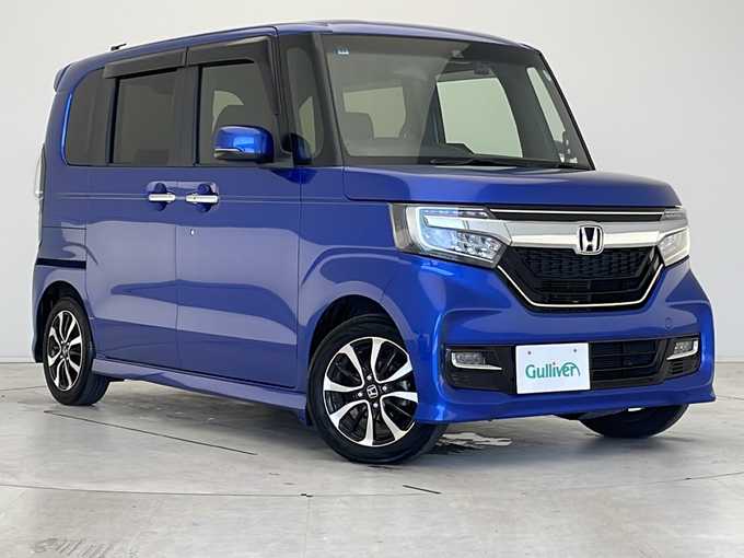新着情報“Ｎ－ＢＯＸカスタムG・Lホンダセンシング”2017年式ブリリアントスポーティブルーメタリック2トーン入荷しました！
