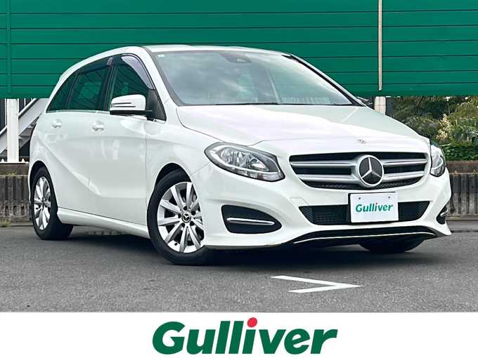 新着情報“ＢクラスB180”2017年式カルサイトホワイト入荷しました！