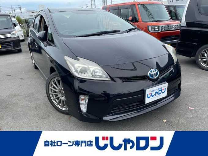 新着情報“プリウスSマイコーデ”2013年式ブラック入荷しました！