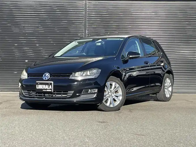 新着情報“ゴルフTSIコンフォートライン”2016年式ディープブラックパールエフェクト入荷しました！