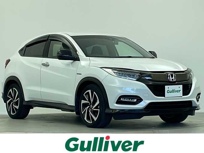 新着情報“ヴェゼルハイブリッドRS・ホンダセンシング”2018年式プラチナホワイトパール入荷しました！