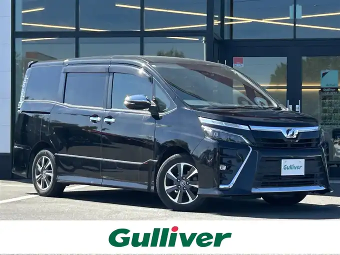 新着情報“ヴォクシーZS 煌Ⅲ”2020年式ブラック入荷しました！