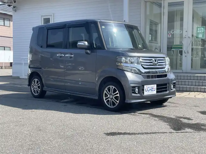 新着情報“Ｎ－ＢＯＸカスタムG特別仕様車SSパッケージ”2014年式ポリッシュドメタルメタリック入荷しました！