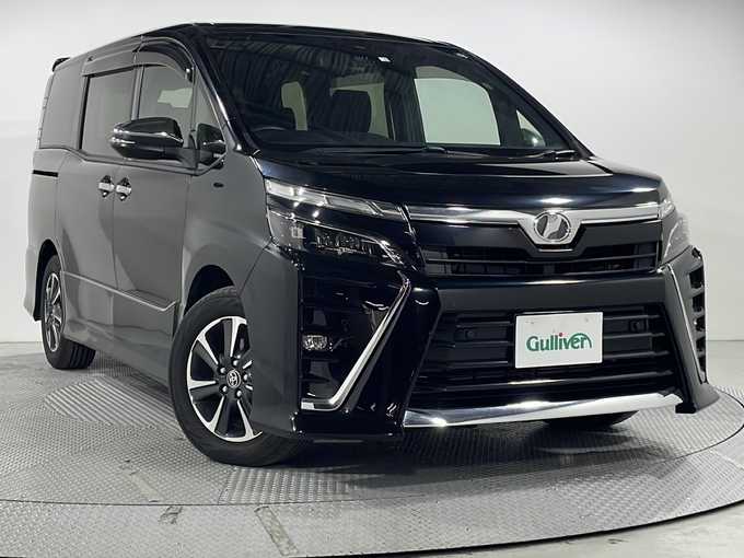 新着情報“ヴォクシーZS 煌Ⅱ”2020年式ブラック入荷しました！