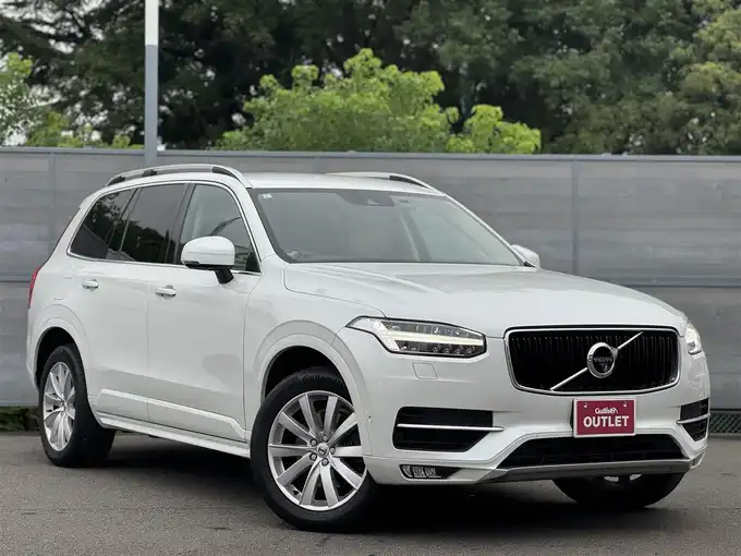 新着情報“ＸＣ９０T5 AWD モーメンタム”2019年式クリスタルホワイトP入荷しました！