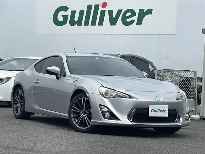 新着情報“８６GT”2012年式スターリングシルバー入荷しました！