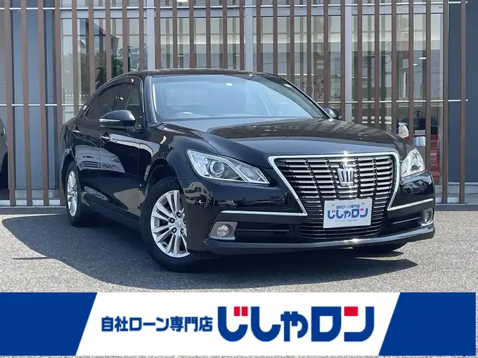 新着情報“クラウンロイヤルサルーン”2014年式ブラック入荷しました！