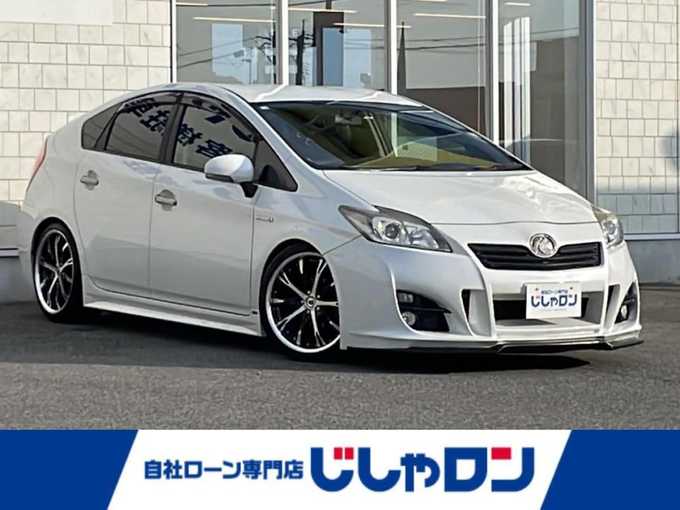新着情報“プリウスS”2014年式ホワイトパールクリスタルシャイン入荷しました！