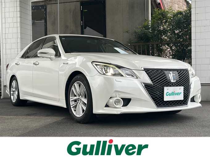 新着情報“クラウンハイブリッドアスリートG”2014年式ホワイトパールクリスタルシャイン入荷しました！