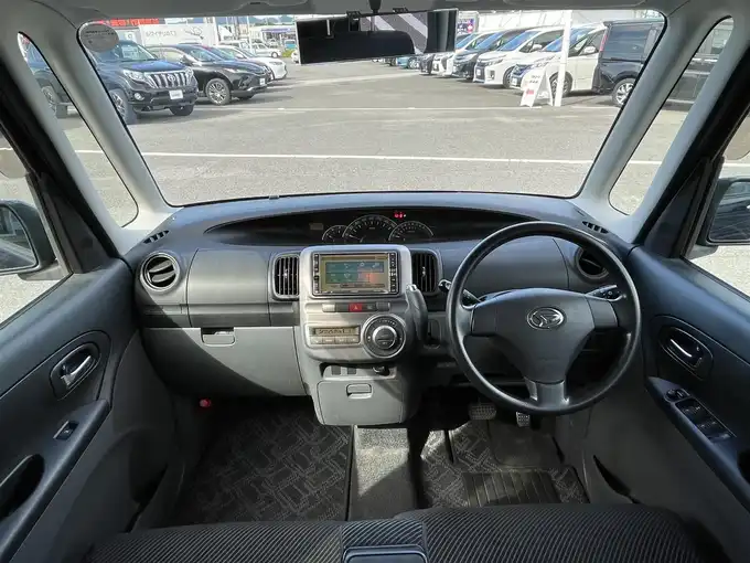 車両画像03