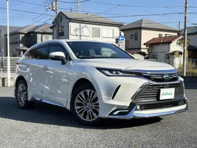 新着情報“ハリアーハイブリッドZ レザーパッケージ”2021年式ホワイトパールクリスタルシャイン入荷しました！