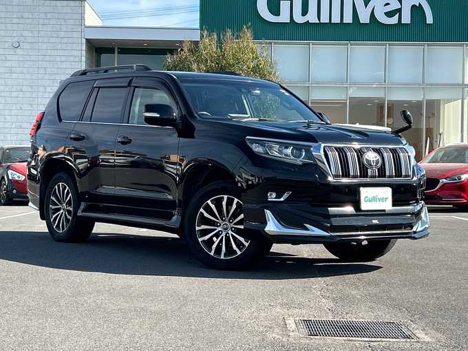 新着情報“ランドクルーザープラドTZ－G”2020年式ブラック入荷しました！
