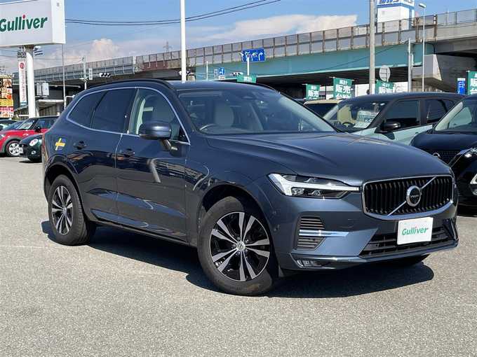 新着情報“ＸＣ６０B5 AWD モーメンタム”2022年式デニムブルーメタリック入荷しました！