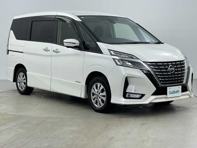 新着情報“セレナハイウェイスターV”2020年式ブリリアントホワイトパール入荷しました！