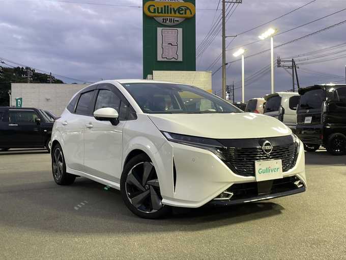 新着情報“オーラG”2022年式ピュアホワイトパール入荷しました！